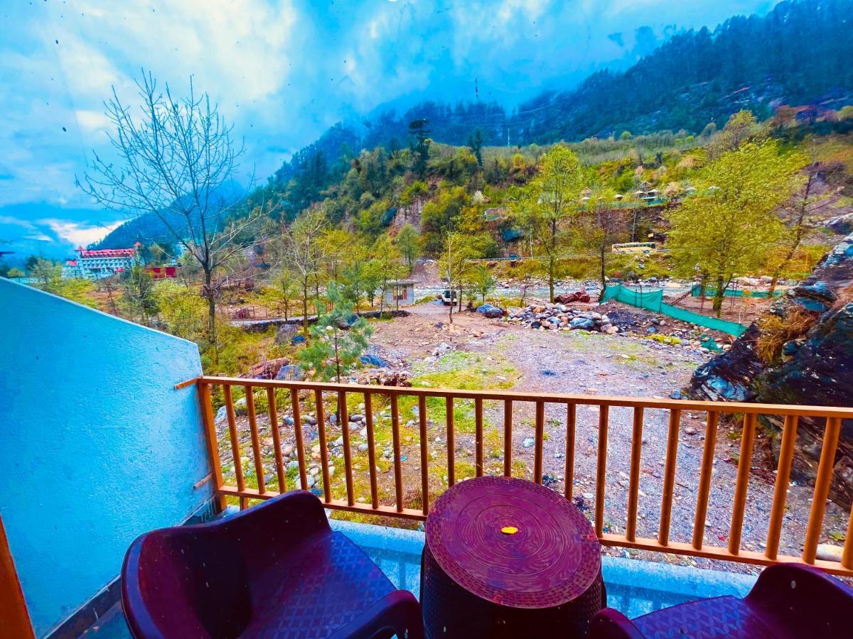 Hotel Beas River Retreat - A Riverside Hotel With Balcony Manāli Extérieur photo